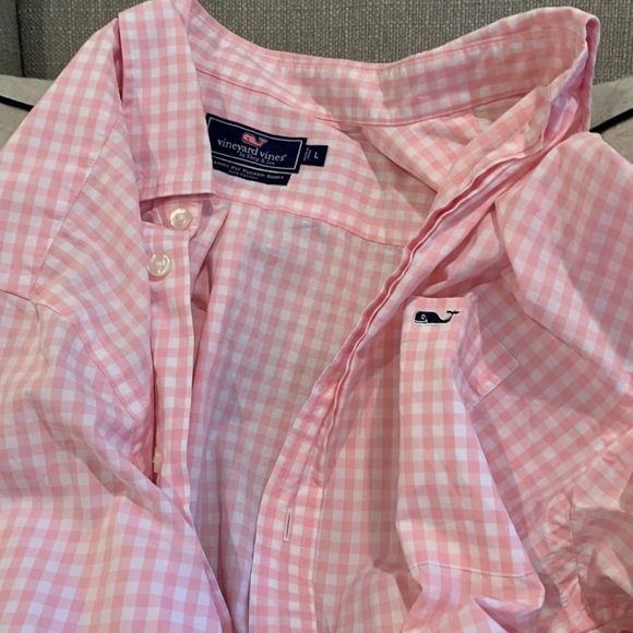 Button Up Vineyard Vines - Picture 2 of 3